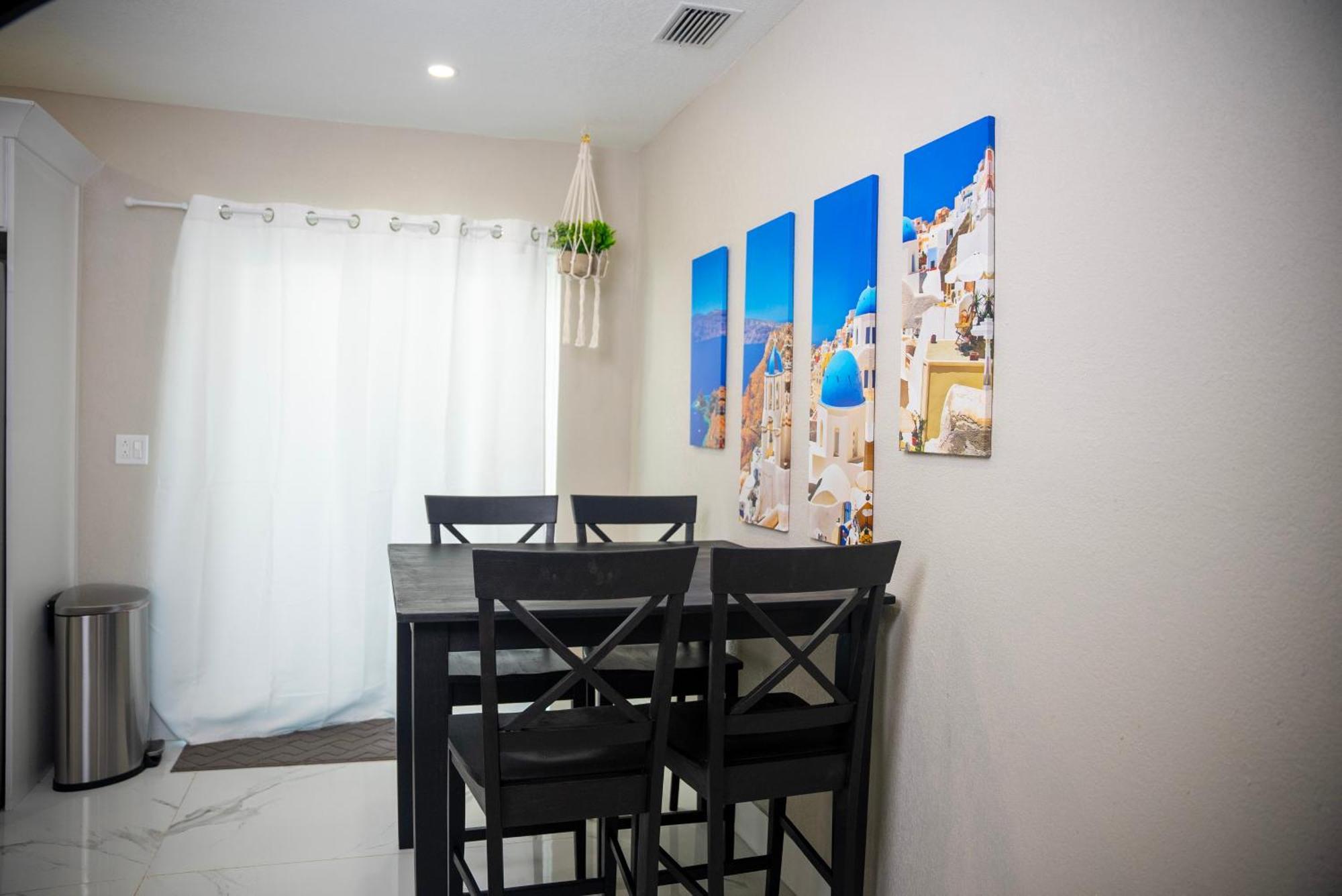 Stunning Modern Home In Tampa With Pool - Just 5 Minutes From Airport! Extérieur photo