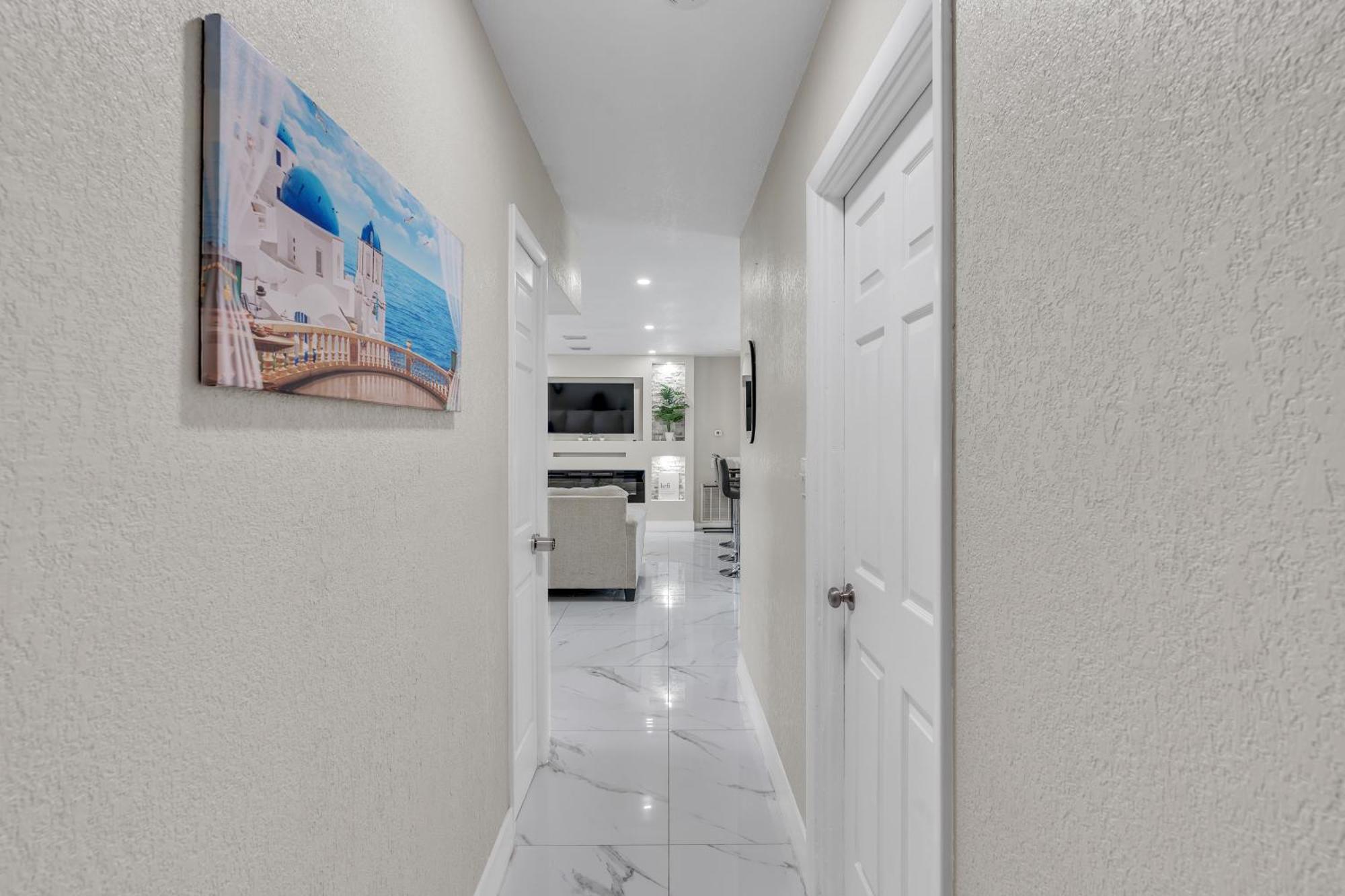 Stunning Modern Home In Tampa With Pool - Just 5 Minutes From Airport! Extérieur photo